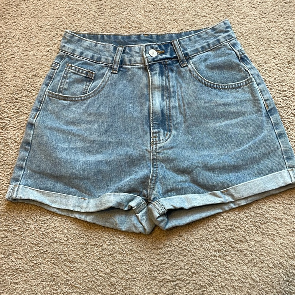 SHEIN EZwear Rolled High-Rise Denim Shorts